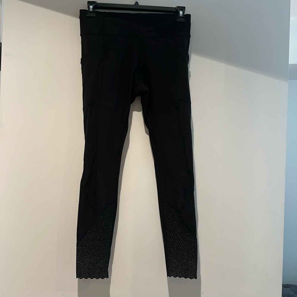 Lululemon leggings with pockets